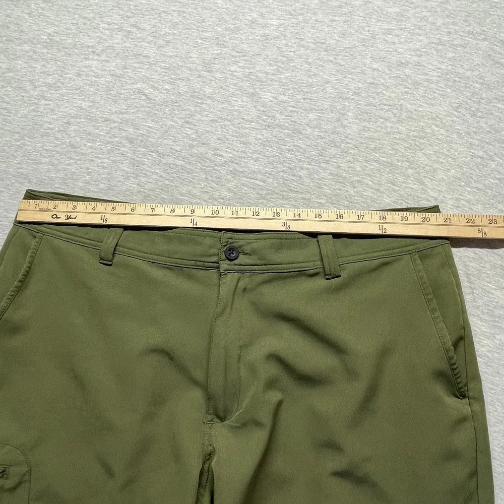 Magellan Outdoors Fish Gear Fishing Chino Shorts Mens 40 Green Water Resistance